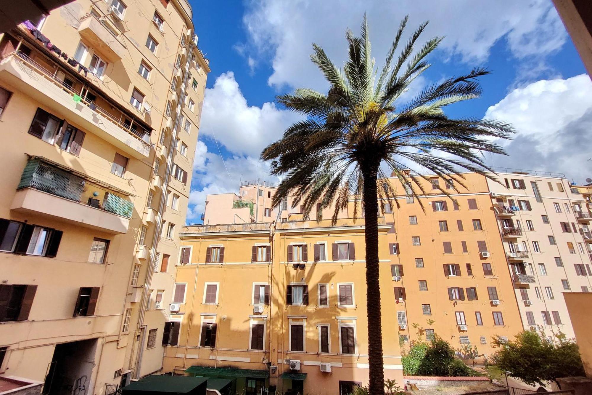 Apartment Balconcino Romantico A Via Aosta Rome